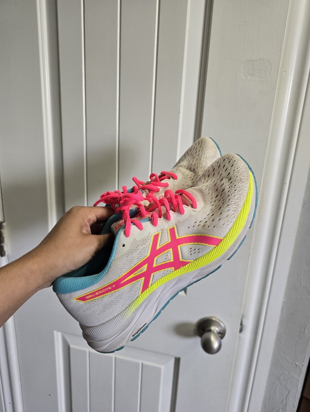 Asics Women Shoes Size 10 Like New